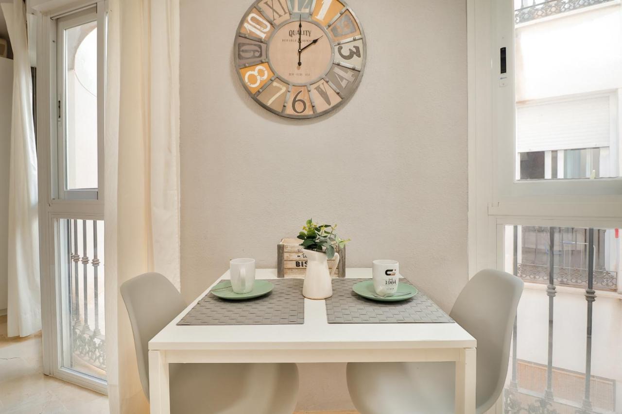 C14 - Nice Studio Close To Historical Center มาลากา ภายนอก รูปภาพ