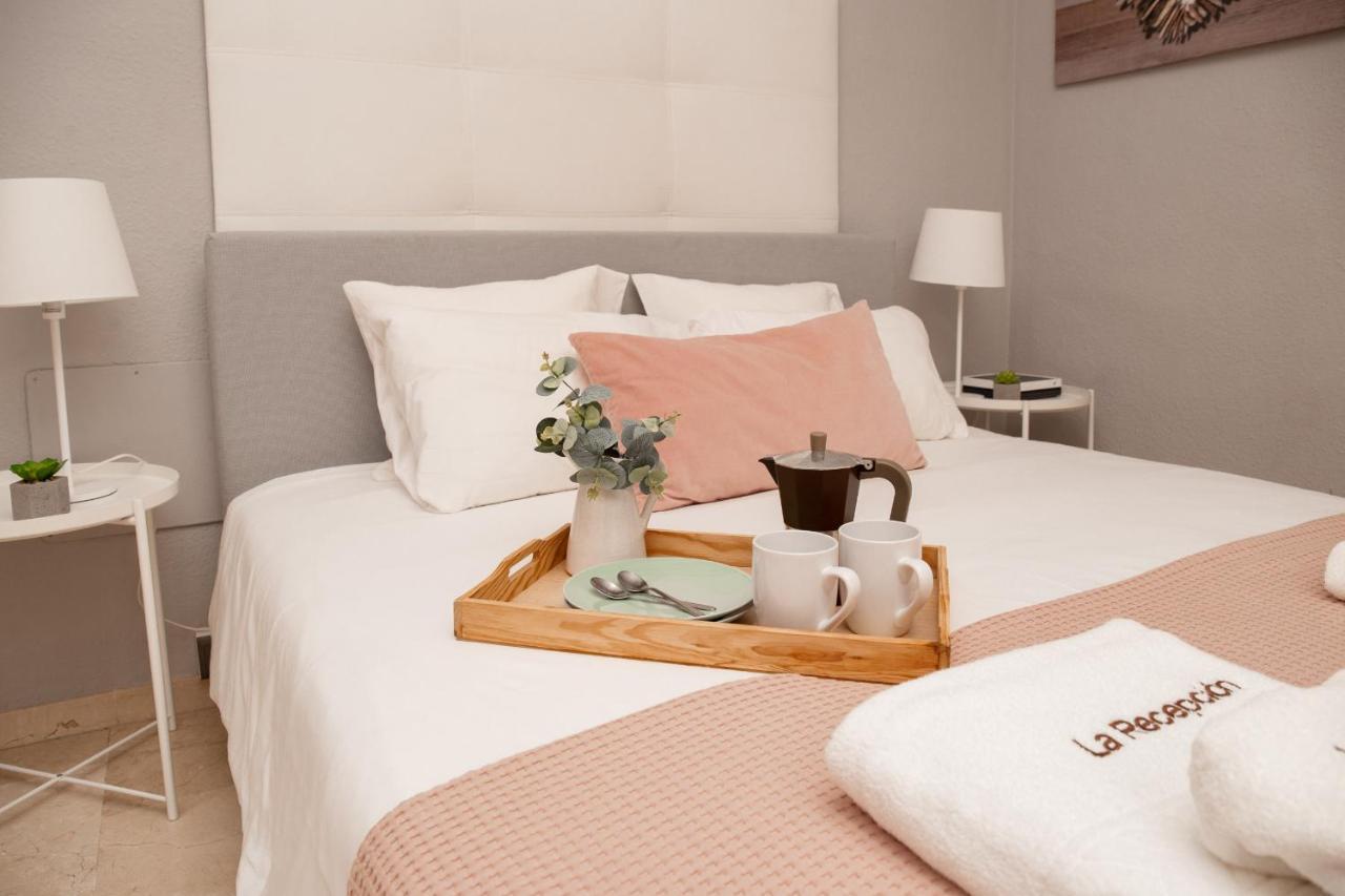 C14 - Nice Studio Close To Historical Center มาลากา ภายนอก รูปภาพ