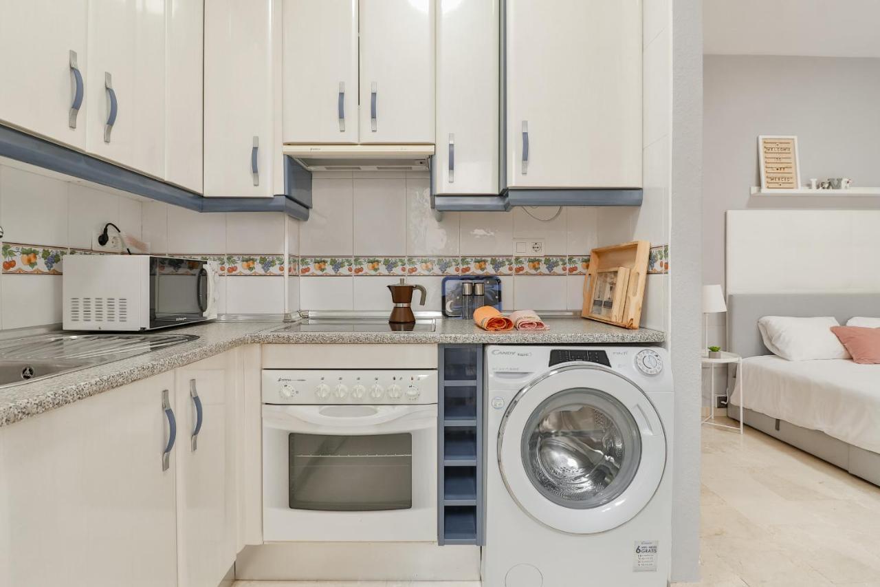 C14 - Nice Studio Close To Historical Center มาลากา ภายนอก รูปภาพ