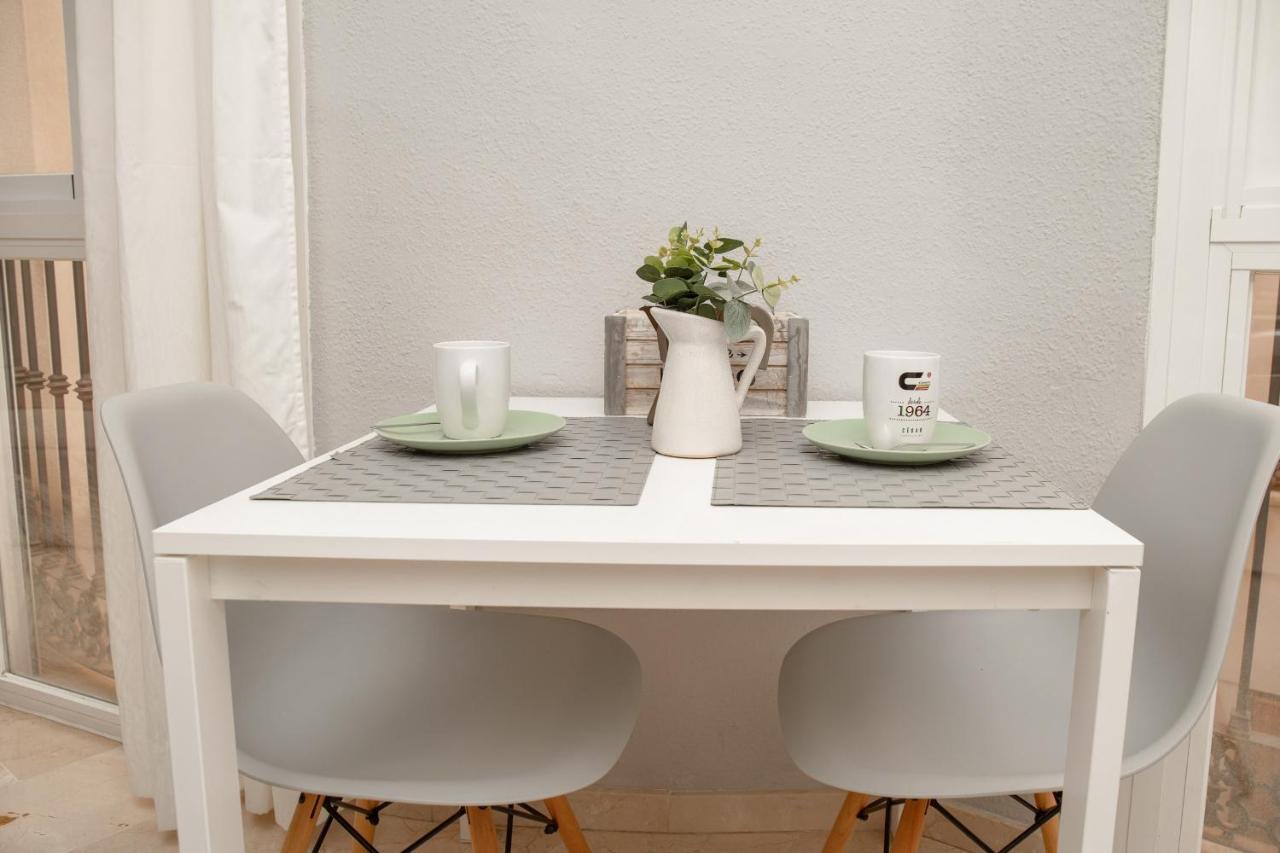 C14 - Nice Studio Close To Historical Center มาลากา ภายนอก รูปภาพ